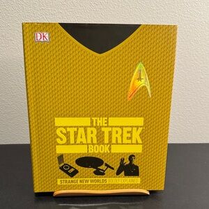 The Star Trek Book - Yellow
